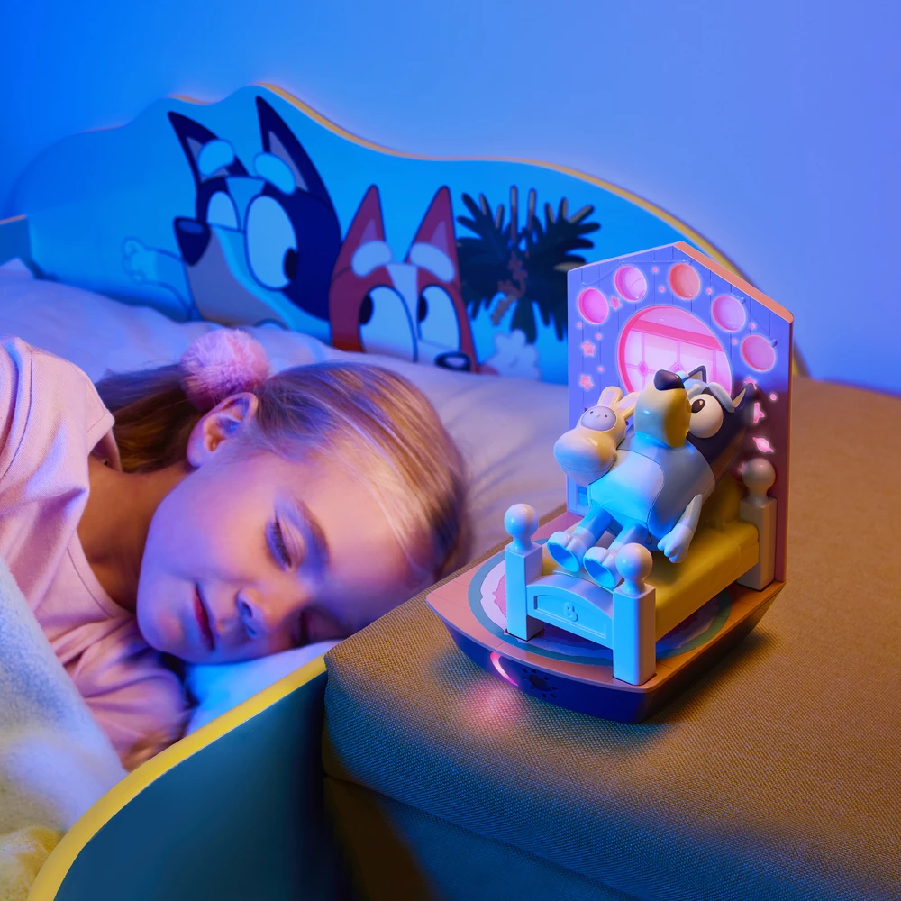 Bluey GoGlow Dream - 3 In 1 Kids Nightlight, Torch And Sleep Trainer 10 Bluey GoGlow Dream - 3 In 1 Kids Nightlight, Torch And Sleep Trainer - Image 10