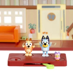 Bluey Ultimate Lights & Sounds Playhouse -Bluey Sales Store MO 17348 8